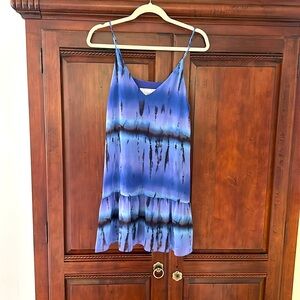 Rory Beca size small! Perfect dress for a cocktail party or date night!